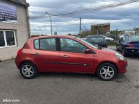 Renault Clio III 1.2 16V 75CH AUTHENTIQUE 5P - <small></small> 3.499 € <small>TTC</small> - #4