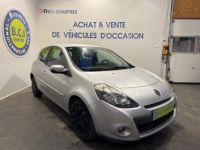 Renault Clio III 1.2 16V 75CH EXPRESS CLIM 3P - <small></small> 7.390 € <small>TTC</small> - #2