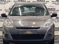 Renault Clio III 1.2 16V 75CH EXPRESS CLIM 5P - <small></small> 6.990 € <small>TTC</small> - #2