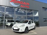 Renault Clio III 1.2 16v 75ch Express Clim 5p - <small></small> 17.990 € <small>TTC</small> - #1