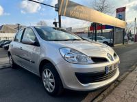 Renault Clio III 1.2 80 EXPRESSION - <small></small> 5.995 € <small>TTC</small> - #2
