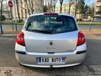 Renault Clio III 1.2 80 EXPRESSION - <small></small> 5.995 € <small>TTC</small> - #4