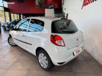 Renault Clio III 1.2 i 75cv-2009 - <small></small> 4.900 € <small>TTC</small> - #3