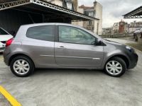 Renault Clio III 1.2 TCE 100CH DYNAMIQUE TOMTOM EURO5 3P - <small></small> 7.700 € <small>TTC</small> - #6