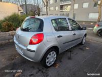 Renault Clio III 1.2l 16v 75ch GARANTIE - <small></small> 2.990 € <small>TTC</small> - #5