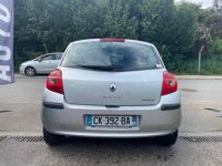 Renault Clio III 1.5 dCi 1461cm3 68cv  - <small></small> 3.500 € <small>TTC</small> - #12