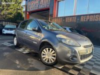 Renault Clio III 1.5 DCI 75CH DYNAMIQUE TOMTOM 5P - <small></small> 3.490 € <small>TTC</small> - #1