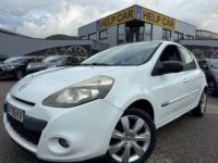 Renault Clio III 1.5 DCI 75CH EXCEPTION 5P - <small></small> 5.990 € <small>TTC</small> - #1