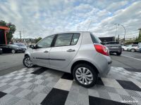 Renault Clio III 1.5 DCI 85CH DYNAMIQUE 5P - <small></small> 3.500 € <small>TTC</small> - #2