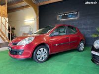 Renault Clio III 1.6 16V 110 - <small></small> 5.990 € <small>TTC</small> - #2