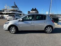 Renault Clio III 1.6 16V 110CH EXCEPTION TOMTOM BVA 5P - <small></small> 9.700 € <small>TTC</small> - #2