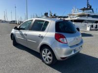 Renault Clio III 1.6 16V 110CH EXCEPTION TOMTOM BVA 5P - <small></small> 9.700 € <small>TTC</small> - #3