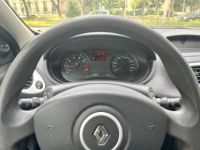 Renault Clio III (2) 1.2 75 YAHOO! 5P - <small></small> 4.995 € <small>TTC</small> - #10