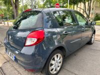 Renault Clio III (2) 1.2 75 YAHOO! 5P - <small></small> 4.995 € <small>TTC</small> - #14