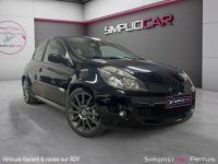 Renault Clio III 2.0 16V 200 Sport - <small></small> 11.490 € <small>TTC</small> - #1