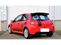 Renault Clio III 2.0 16v 200ch Sport - <small></small> 15.900 € <small>TTC</small> - #2