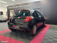 Renault Clio III 2.0L 16V 200ch Sport - <small></small> 14.990 € <small>TTC</small> - #10