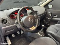 Renault Clio III 2.0L 16V 200ch Sport - <small></small> 14.990 € <small>TTC</small> - #12