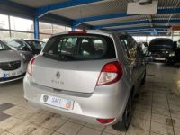 Renault Clio III (B/C85) 1.5 dCi 70ch Authentique 5p - <small></small> 3.990 € <small>TTC</small> - #7