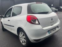 Renault Clio III (B/C85) 1.5 dCi 70ch Dynamique 3p - <small></small> 3.990 € <small>TTC</small> - #7