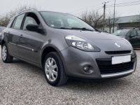 Renault Clio III (B/C85) 1.5 dCi 75ch 20th eco² 5p - <small></small> 5.500 € <small>TTC</small> - #1