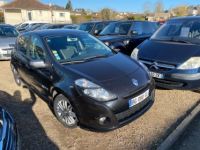 Renault Clio III dCi 105 eco2 Exception TomTom - <small></small> 5.490 € <small>TTC</small> - #1