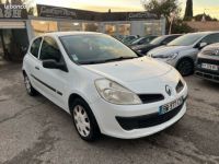 Renault Clio iii dci 70 cv - <small></small> 2.490 € <small>TTC</small> - #1