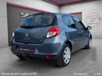 Renault Clio III dCi 75 eco2 20th anniversaire / Tom Tom Nav - <small></small> 3.990 € <small>TTC</small> - #6