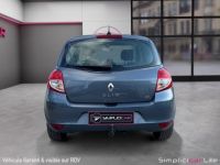 Renault Clio III dCi 75 eco2 20th anniversaire / Tom Tom Nav - <small></small> 3.990 € <small>TTC</small> - #7