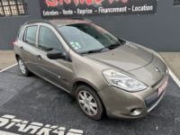 Renault Clio III ESTATE 1.2 16V 75CH ALIZE - <small></small> 2.990 € <small>TTC</small> - #2