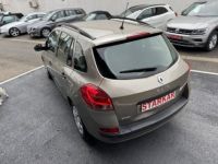 Renault Clio III ESTATE 1.2 16V 75CH ALIZE - <small></small> 2.990 € <small>TTC</small> - #4