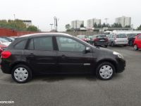 Renault Clio III ESTATE 1.5 DCI 90CH EXCEPTION TOMTOM - <small></small> 4.990 € <small>TTC</small> - #3