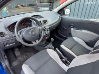 Renault Clio III phase 2 1.2 i 16v eco 75 CV attelage Clim jantes allu - - <small></small> 3.990 € <small>TTC</small> - #3