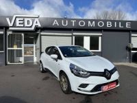 Renault Clio IV (B98) 1.2 16v 75ch Trend 5p - <small></small> 7.990 € <small>TTC</small> - #1