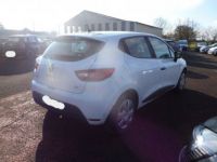 Renault Clio IV SOCIETE 1.5 DCI 75CH ENERGY AIR ECO2 5 PORTES - <small></small> 7.800 € <small>TTC</small> - #3