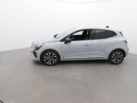 Renault Clio NEW V TCe 90 BV6 TECHNO GPS Caméra 360° Roue de secours - <small></small> 21.950 € <small>TTC</small> - #2