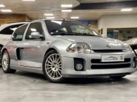 Renault Clio RENAULT CLIO II V6 24S 230 RS 3P - <small></small> 65.000 € <small>TTC</small> - #2