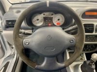 Renault Clio RENAULT CLIO II V6 24S 230 RS 3P - <small></small> 65.000 € <small>TTC</small> - #9