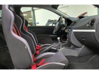 Renault Clio RS 3 CUP 2.0 16V 203 / HISTORIQUE / ECHAP SPORT GESTION ADMISSION - <small></small> 19.990 € <small>TTC</small> - #17