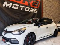 Renault Clio RS 4 Cup Monaco GP Edition n°573 EDC RS-Monitor Cuir Chauffant Radars de recul GPS Régulateur Feux auto - <small></small> 17.990 € <small>TTC</small> - #1