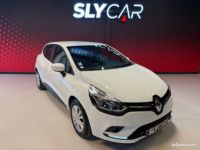 Renault Clio Sté 1.5 dCi 90 Energy Air MédiaNav E6C - <small></small> 7.980 € <small>TTC</small> - #1