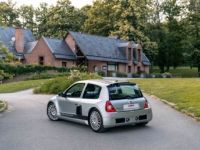 Renault Clio V6 3.0 255ch - <small></small> 68.900 € <small>TTC</small> - #2