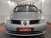 Renault Grand Espace IV 2.0 dCi 150 Carminat Evolution 7PLACES - <small></small> 6.990 € <small>TTC</small> - #4