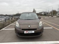 Renault Grand Scenic III 1.5 DCI 110CH FAP CARMINAT TOMTOM EURO5 5 PLACES - <small></small> 4.990 € <small>TTC</small> - #1