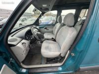 Renault Kangoo 1.2 16V 75CH 4P - <small></small> 4.499 € <small>TTC</small> - #10