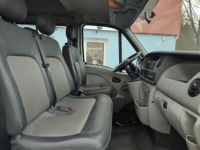 Renault Master Combi-minibus 2.5 dCi Minibus 100 - <small></small> 12.990 € <small>TTC</small> - #26