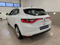 Renault Megane 1.5 DCI 110cv BOITE AUTOMATIQUE - <small></small> 12.490 € <small>TTC</small> - #2