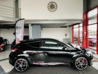 Renault Megane 3 RS CUP 2,0 T 265 DIFFERENTIEL A GLISSEMENT JANTES 19 STEEV BI-XENON BLUETOOTH BREMBO KEYLES - <small></small> 23.990 € <small>TTC</small> - #3