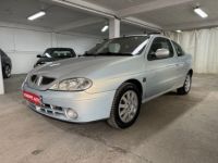 Renault Megane COUPE 1.6 16V 110CH PRIVILEGE - <small></small> 2.999 € <small>TTC</small> - #1