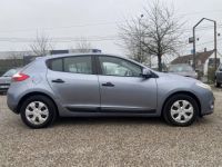 Renault Megane III 1.6 16v - <small></small> 7.500 € <small>TTC</small> - #2